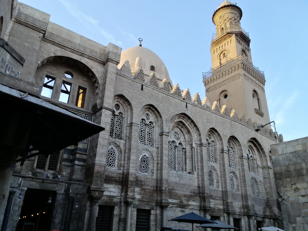 Historic Cairo Walking Tour: El Moez Street, Al Azhar Park & Local Cuisine